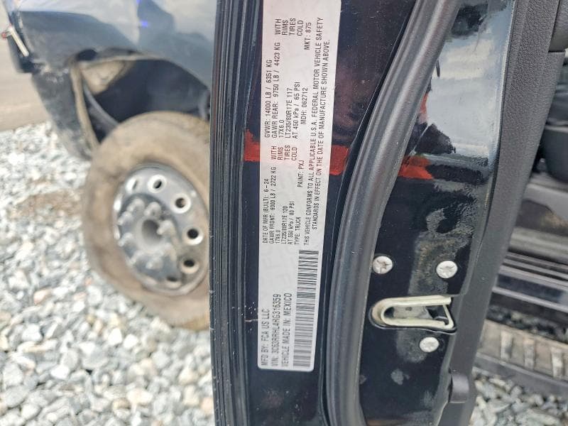 2024 RAM 3500 BIG HORN 12