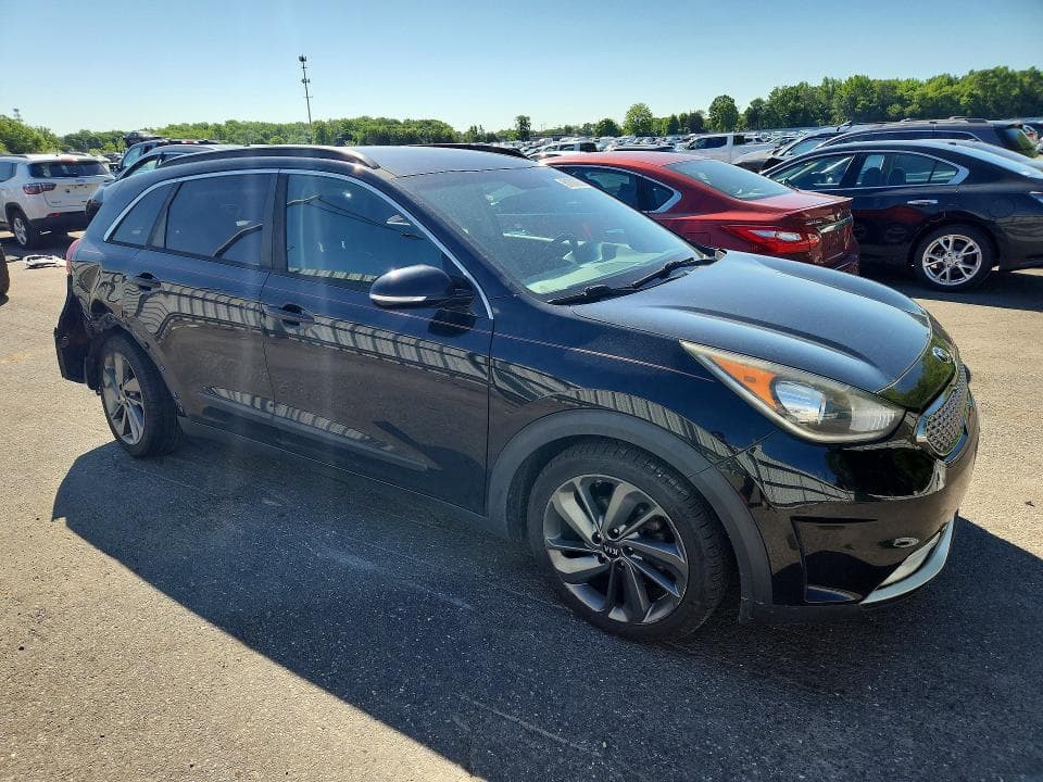 2017 KIA NIRO EX 4