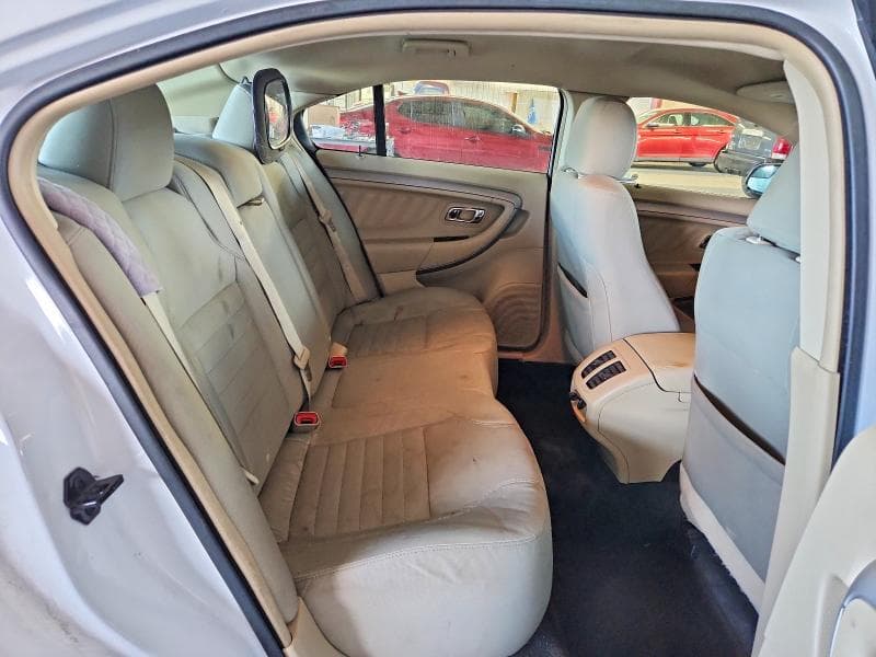 2017 FORD TAURUS SE 10
