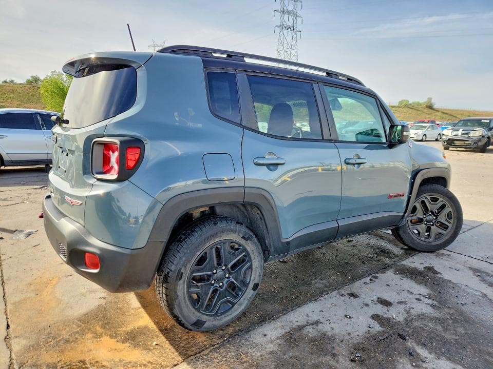 2018 JEEP RENEGADE TRAILHAWK 3