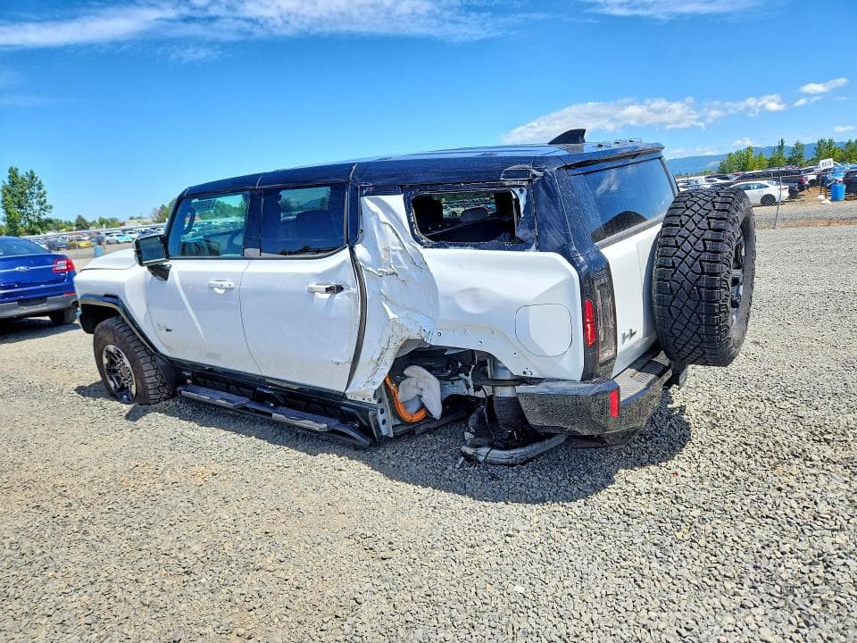 2024 GMC HUMMER SUV 2X 2
