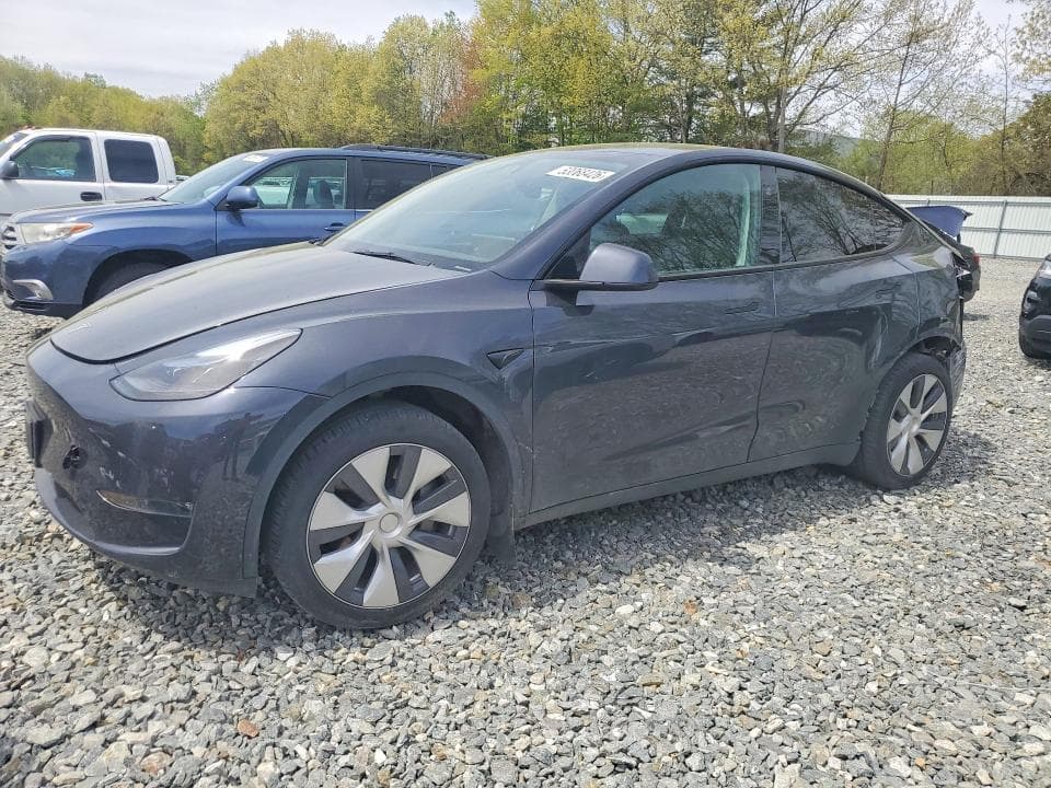 2024 TESLA MODEL Y