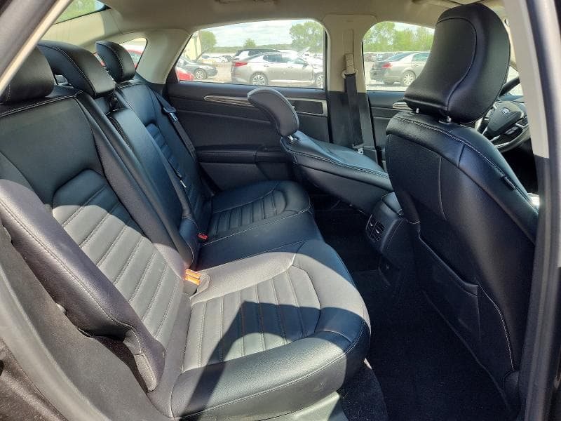 2018 FORD FUSION SE 10