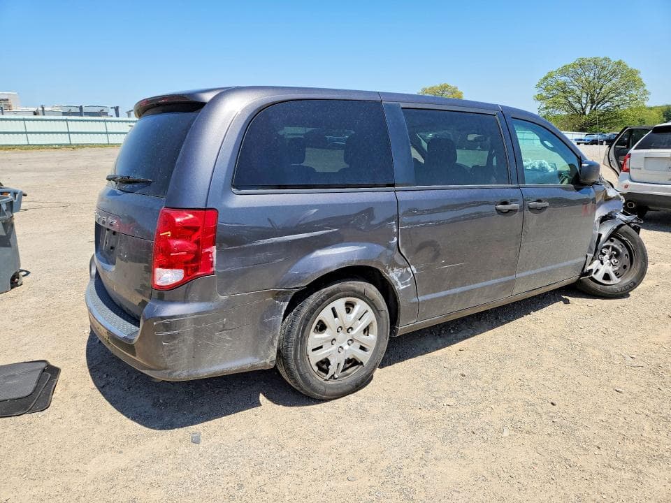 2019 DODGE GRAND CARAVAN SE 3