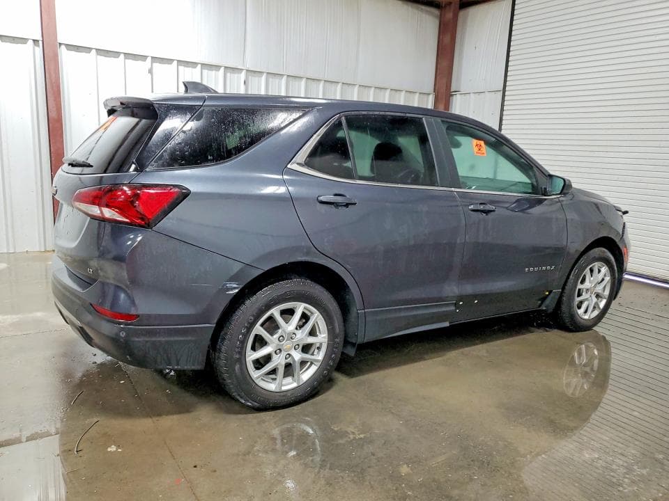 2022 CHEVROLET EQUINOX LT 3