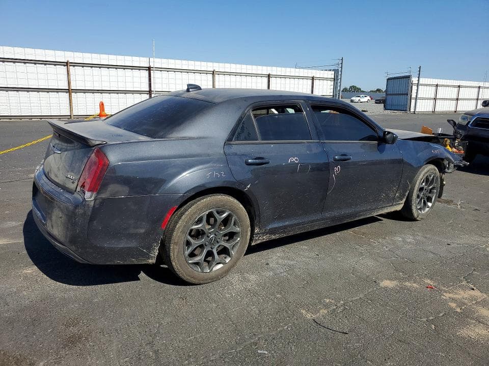 2018 CHRYSLER 300 S 3