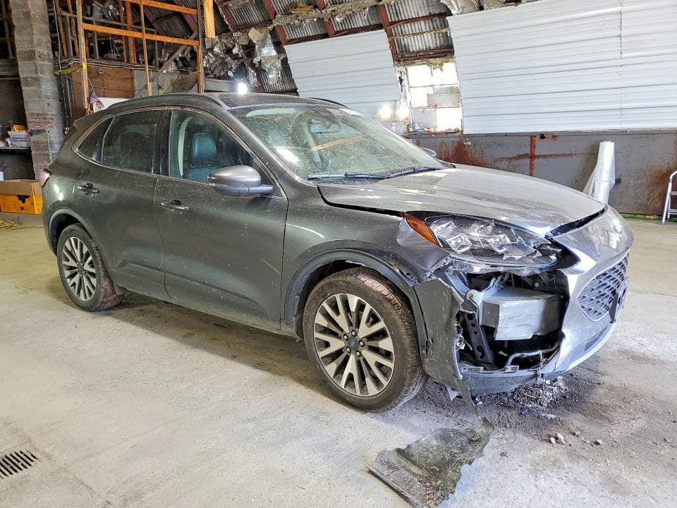 2020 FORD ESCAPE TITANIUM 4