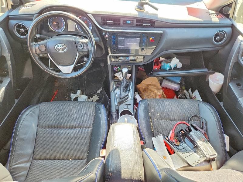 2019 TOYOTA COROLLA SE 8