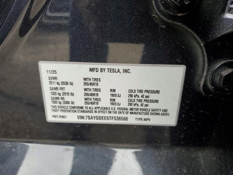 2026 TESLA MODEL Y 12