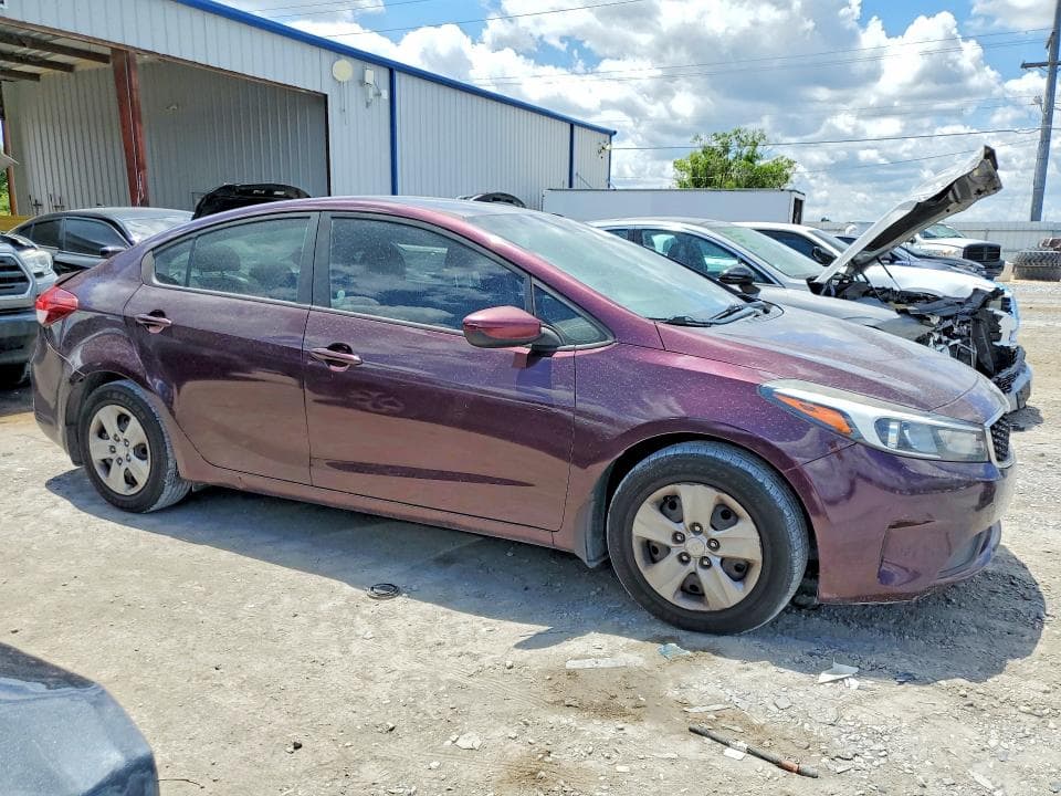 2017 KIA FORTE LX 4
