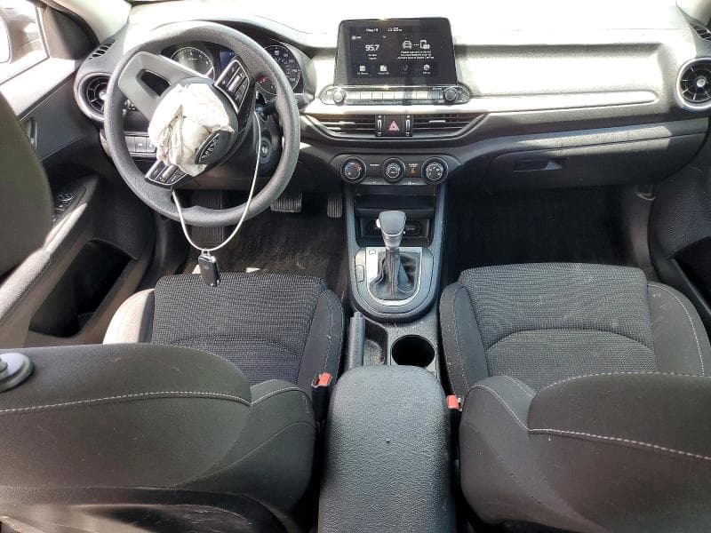2021 KIA FORTE LXS 8