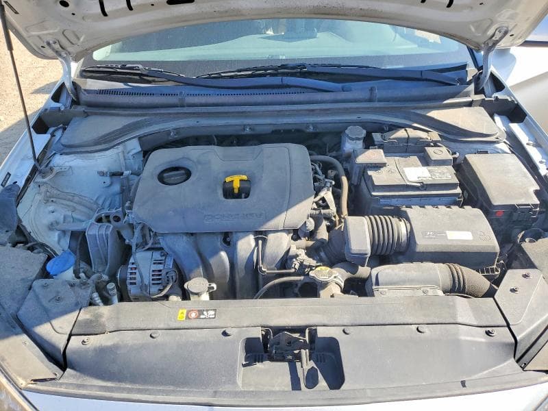 2019 HYUNDAI ELANTRA SE 11