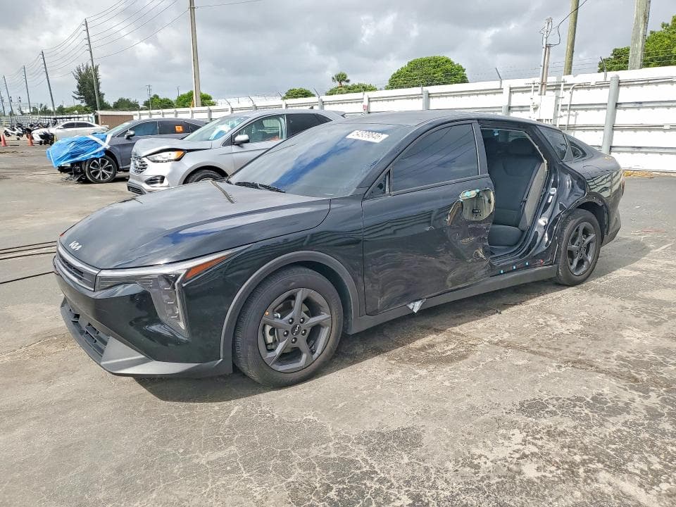 2025 KIA K4 LXS - 1