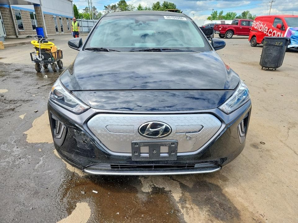 2020 HYUNDAI IONIQ SE 5