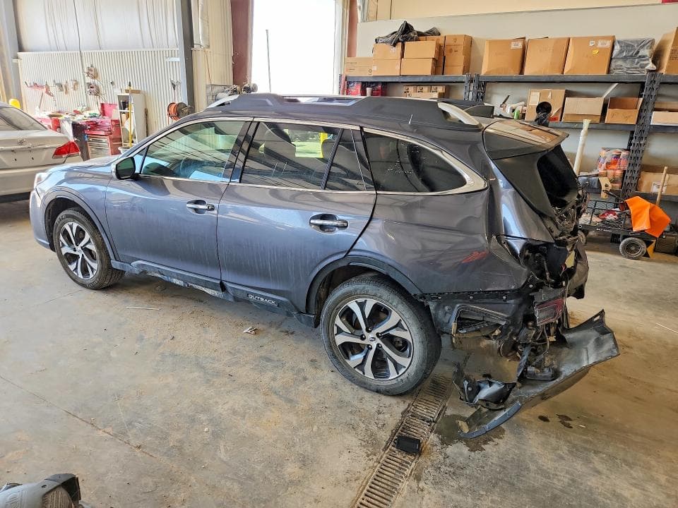 2022 SUBARU OUTBACK TOURING 2