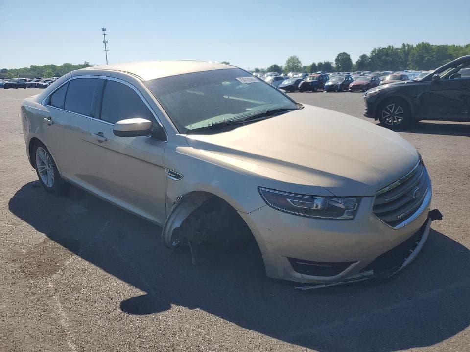 2018 FORD TAURUS SEL 4