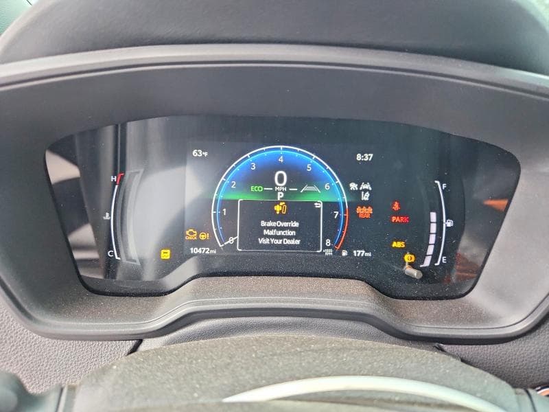 2026 TOYOTA COROLLA SE 9