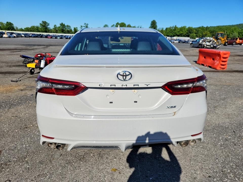 2024 TOYOTA CAMRY XSE 11