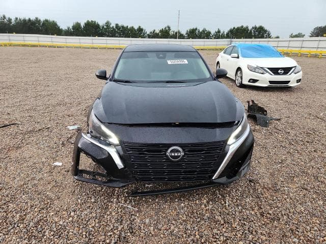 2023 NISSAN ALTIMA SV 5
