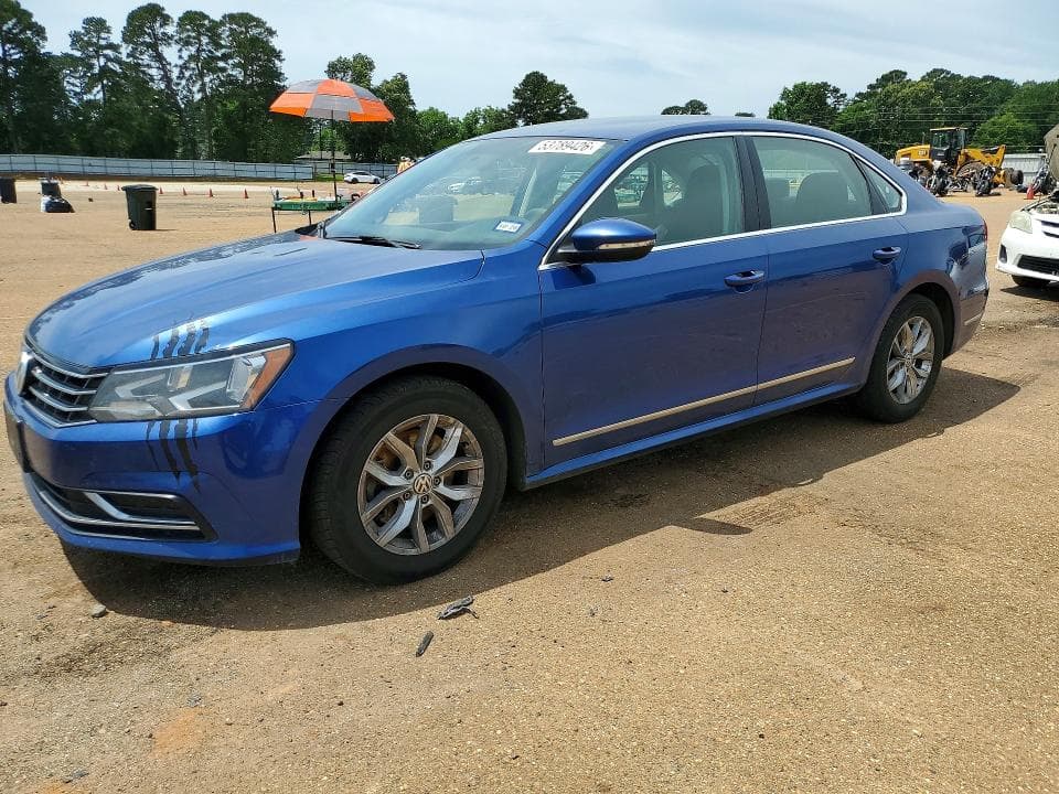 2017 VOLKSWAGEN PASSAT S - 1