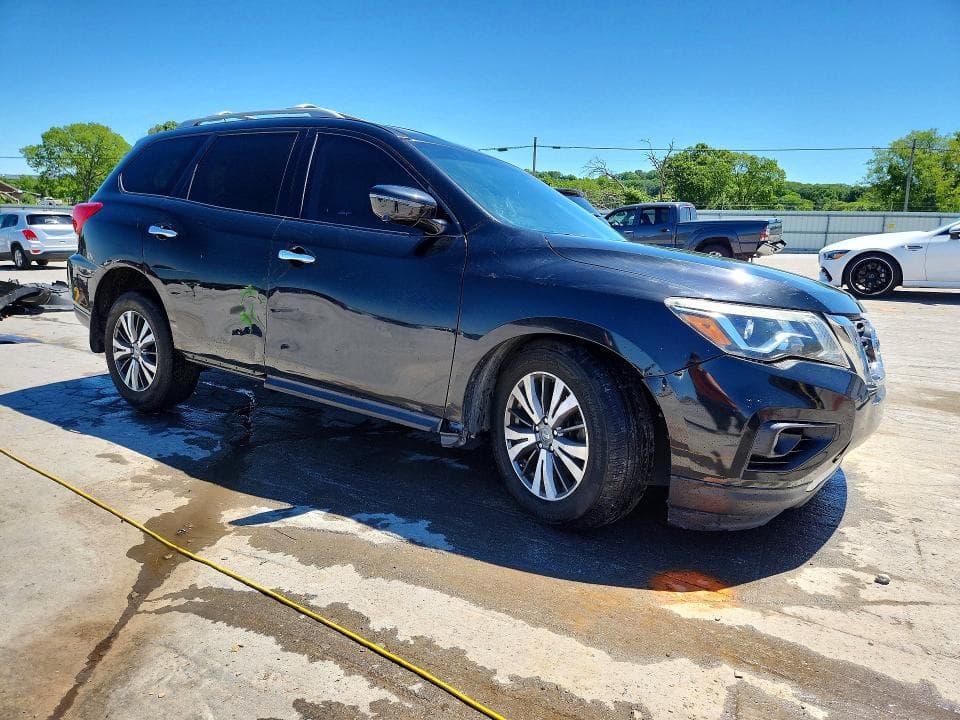 2017 NISSAN PATHFINDER SL 4