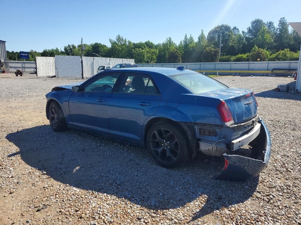 2020 CHRYSLER 300 TOURING 2