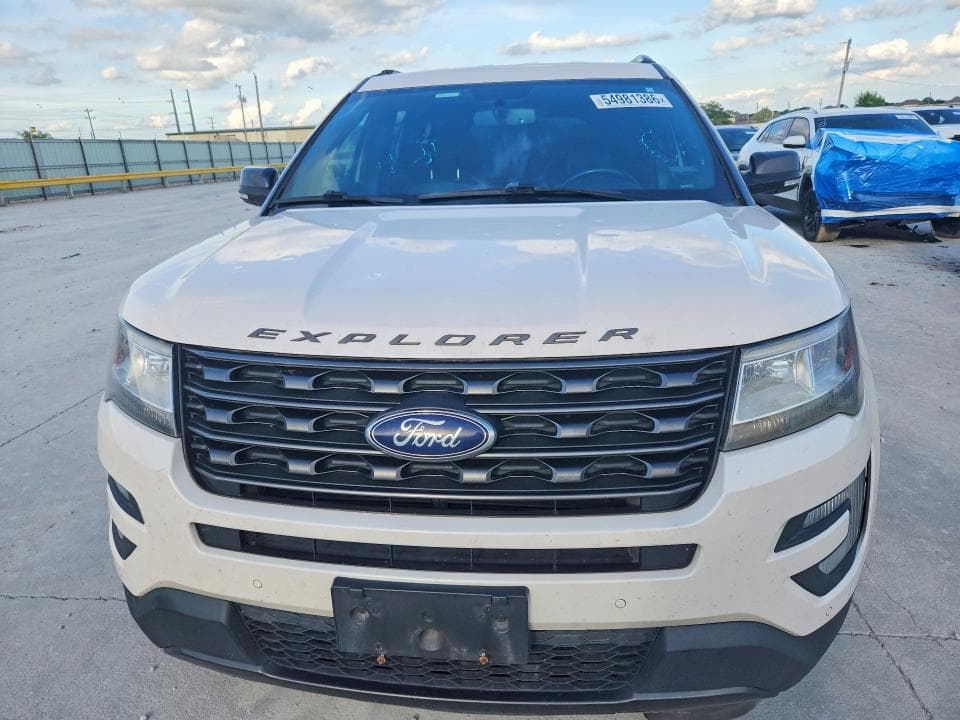 2017 FORD EXPLORER XLT 5