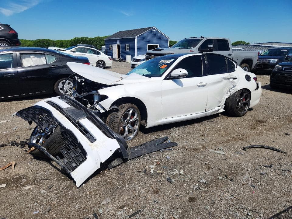 2017 ALFA ROMEO GIULIA TI