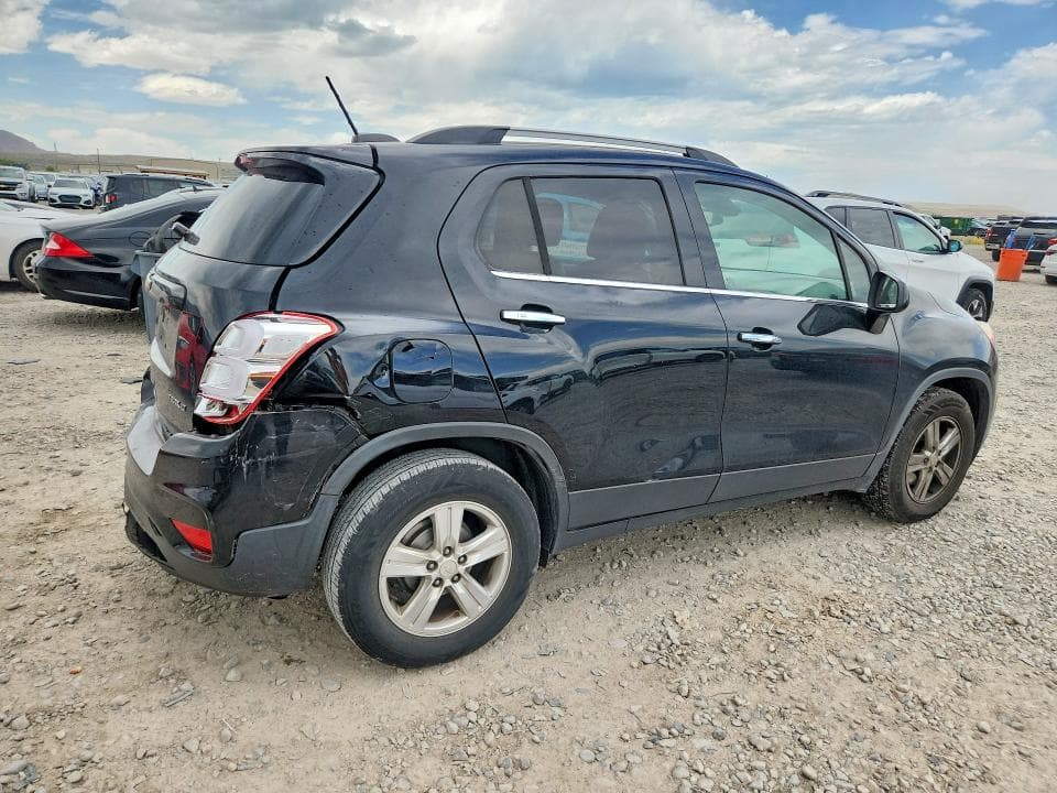 2017 CHEVROLET TRAX 3