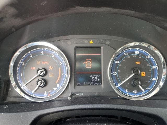 2019 TOYOTA COROLLA LE 9