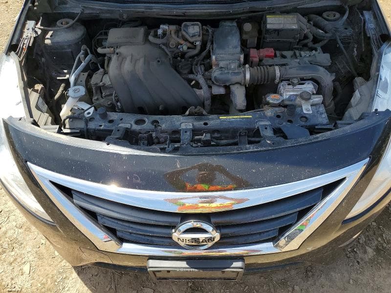 2019 NISSAN VERSA SV 11