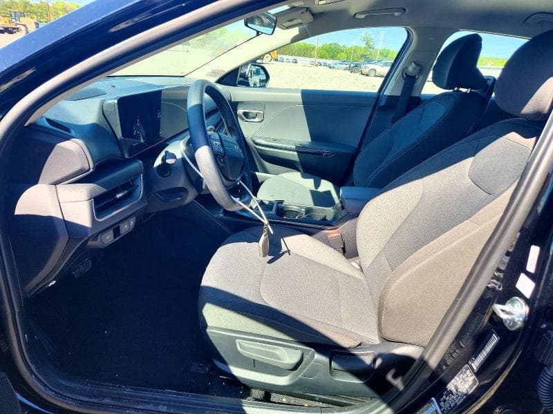 2025 KIA K4 LXS 7