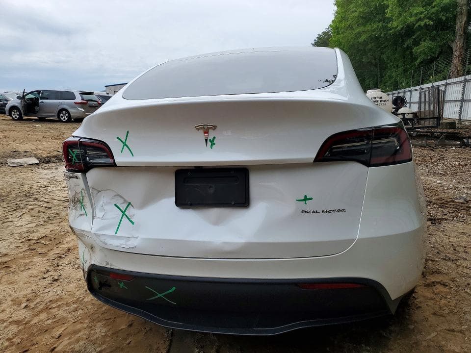 2023 TESLA MODEL Y 6