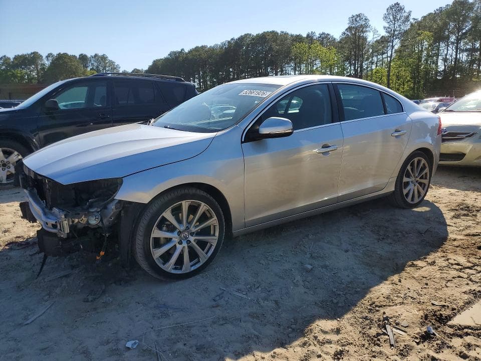 2016 VOLVO S60 PLATINUM - 1