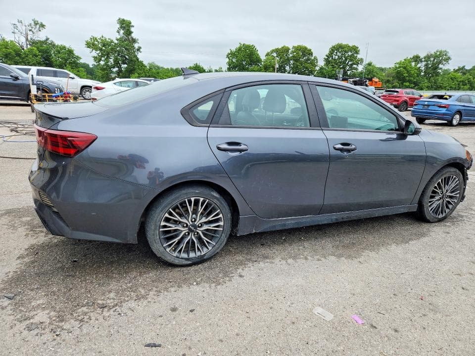 2023 KIA FORTE GT LINE 3