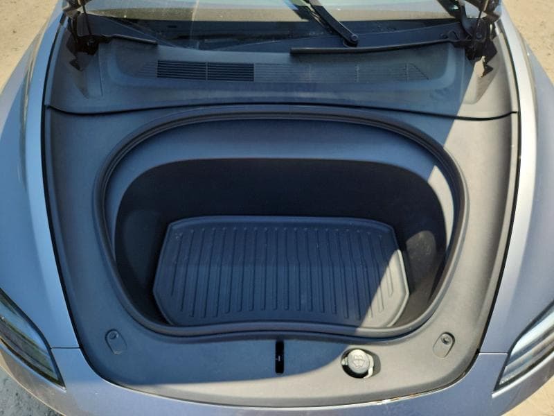 2025 TESLA MODEL 3 11