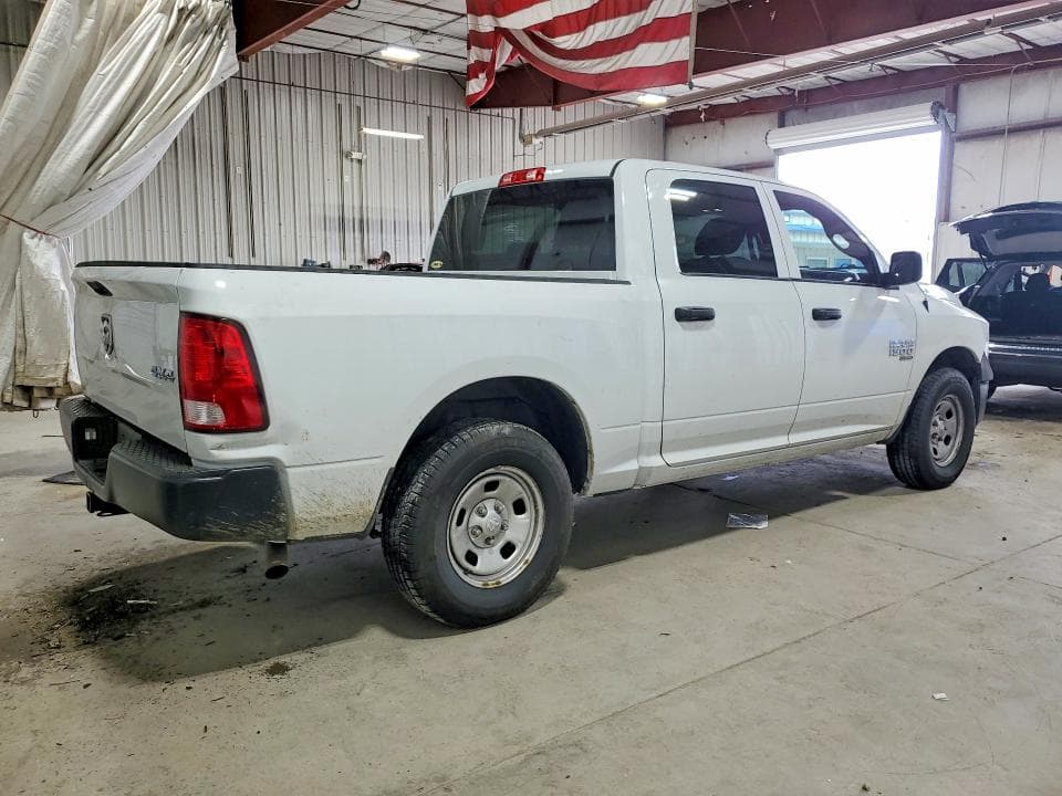 2023 RAM 1500 CLASSIC TRADESMAN 3