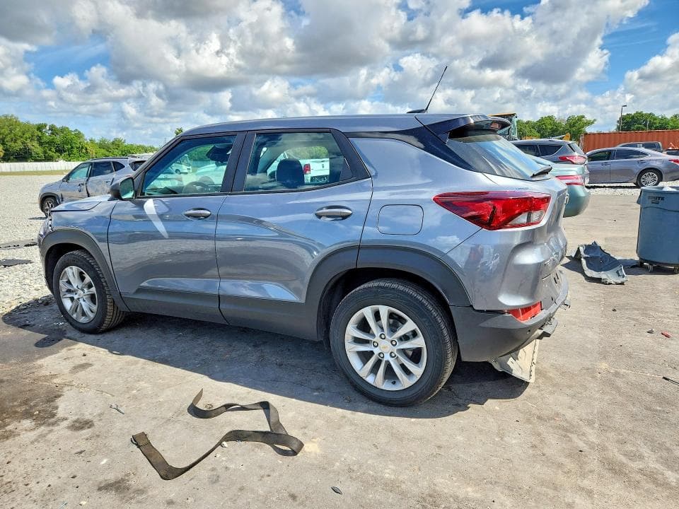 2022 CHEVROLET TRAILBLAZER LS 2