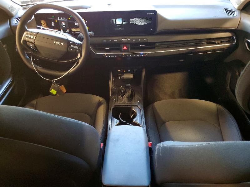 2025 KIA K4 LXS 8