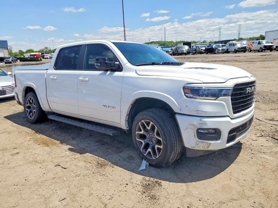 2025 RAM 1500 LARAMIE 4