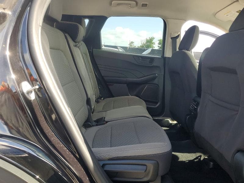 2022 FORD ESCAPE SE 11