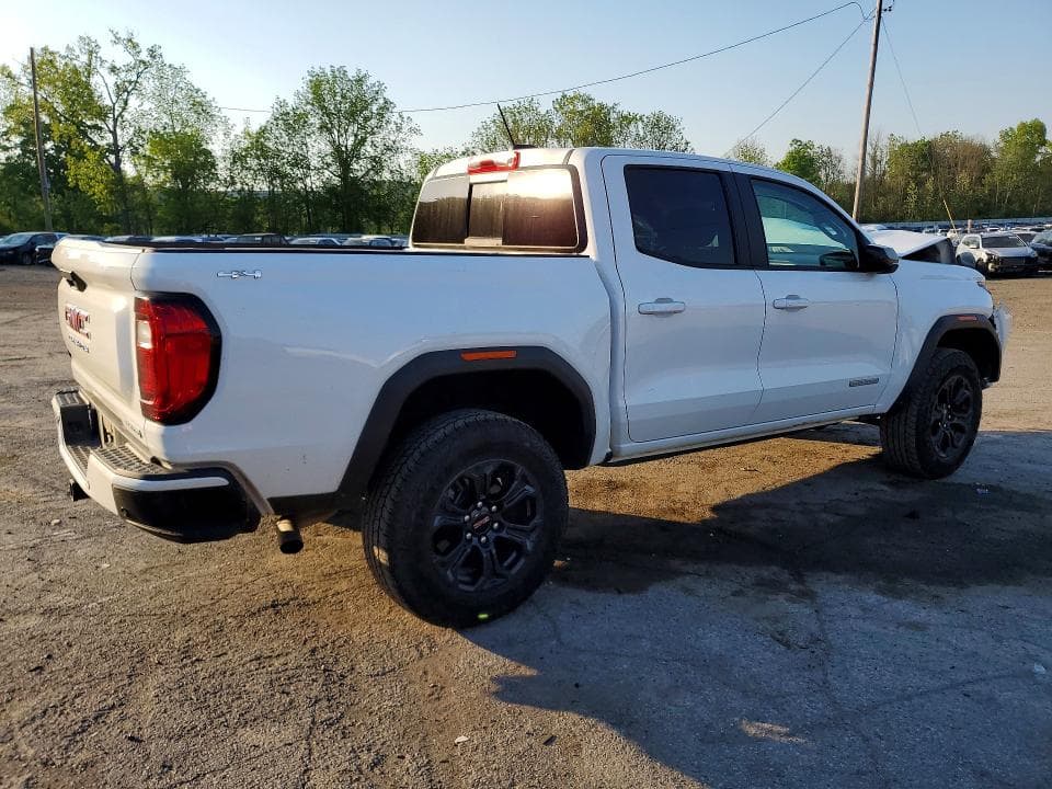 2025 GMC CANYON ELEVATION 3