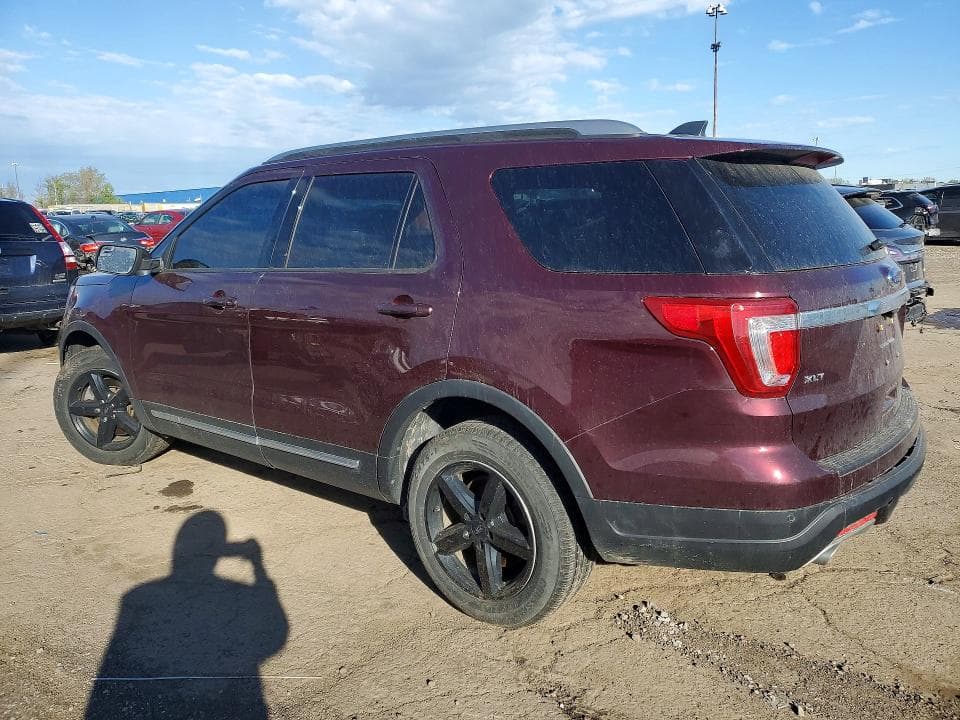 2018 FORD EXPLORER XLT 2