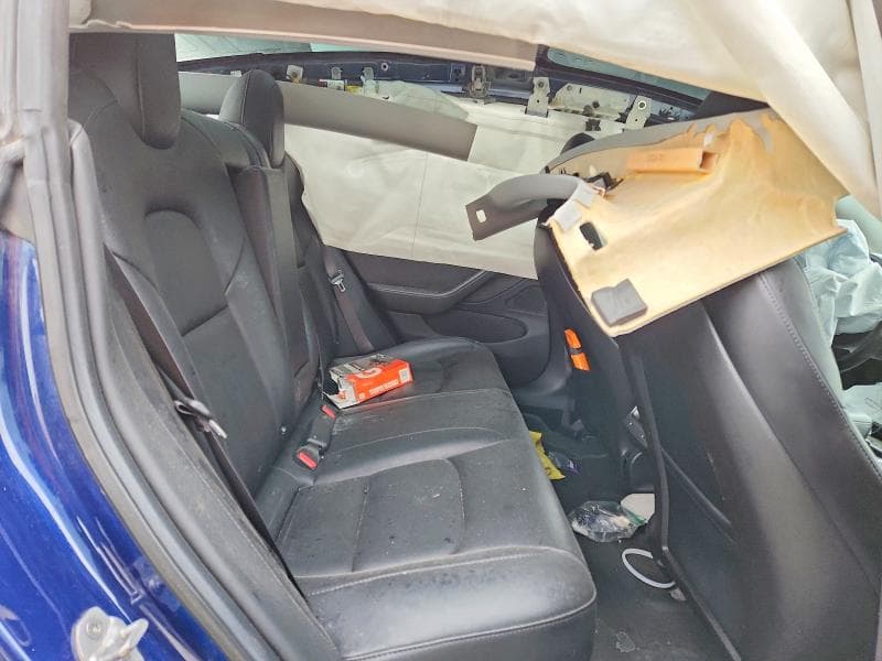 2018 TESLA MODEL 3 10
