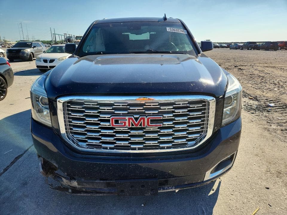 2019 GMC YUKON DENALI 5