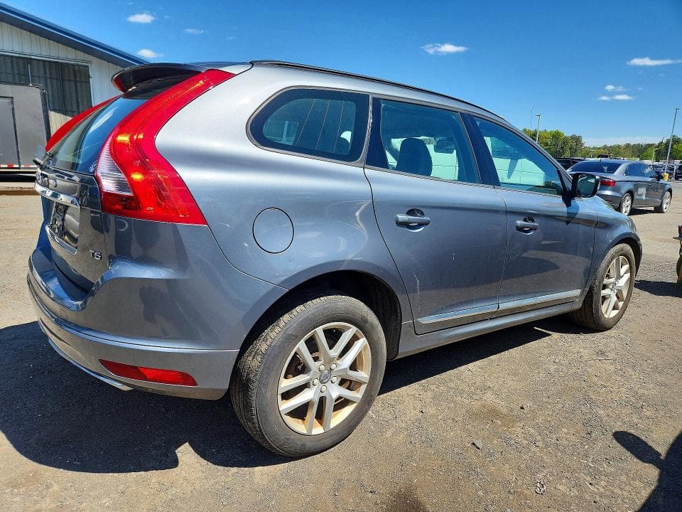 2017 VOLVO XC60 3