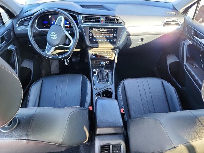 2022 VOLKSWAGEN TIGUAN SE SE 8