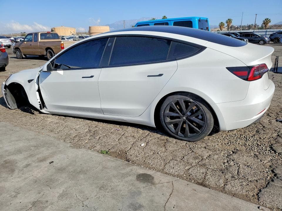 2022 TESLA MODEL 3 2