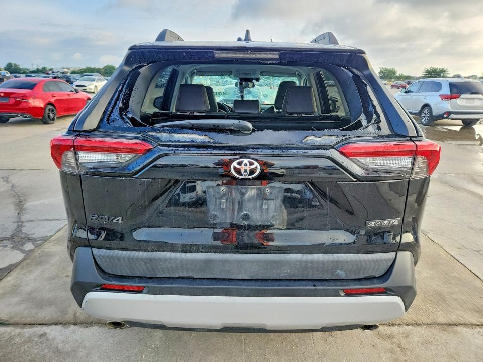2020 TOYOTA RAV4 ADVENTURE 6