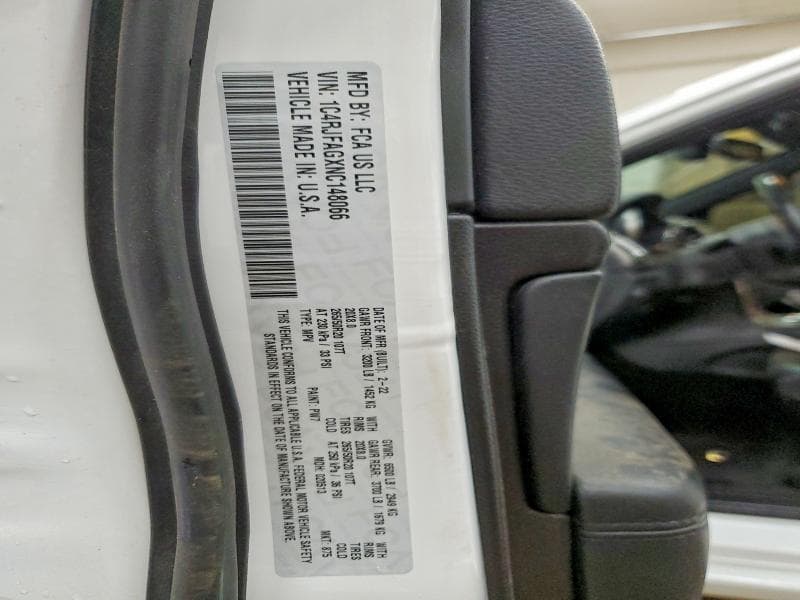 2022 JEEP GRAND CHEROKEE LAREDO E 13